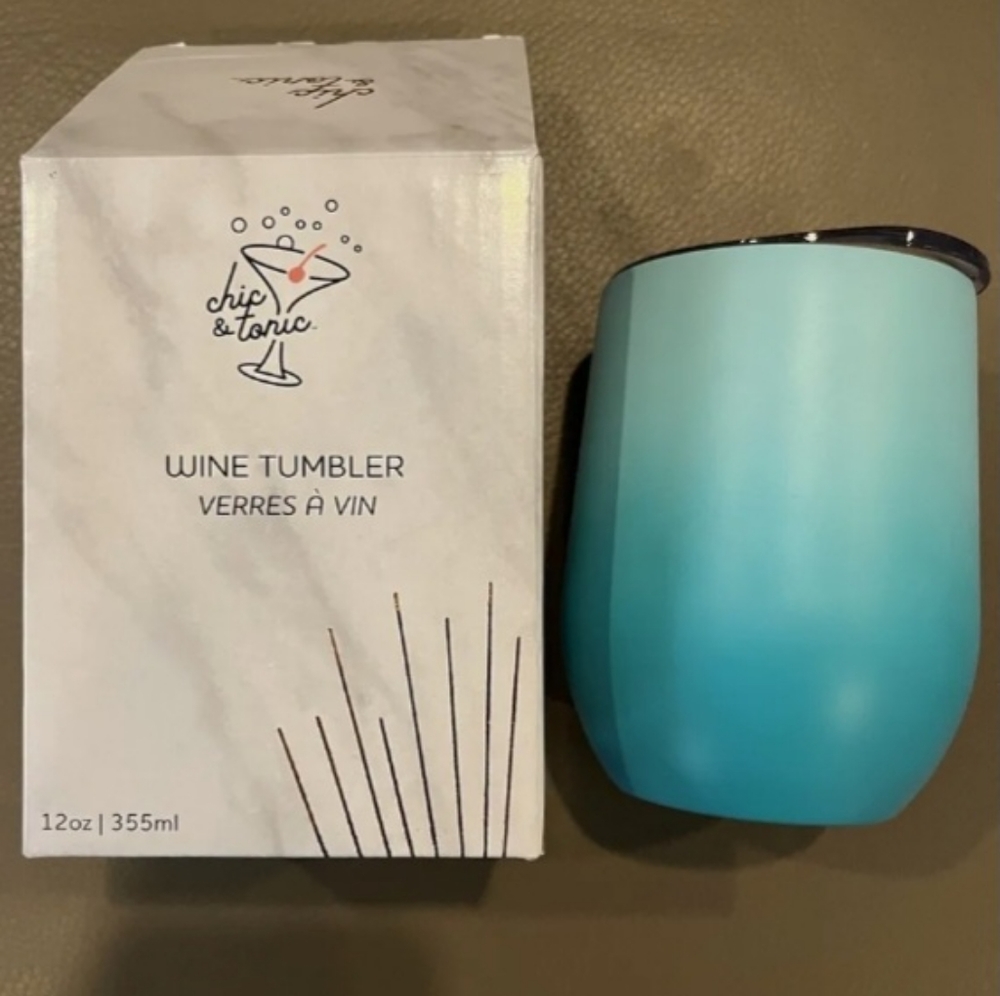 NIB Chic & Tonic Wine Tumbler Winter Ombre 12oz